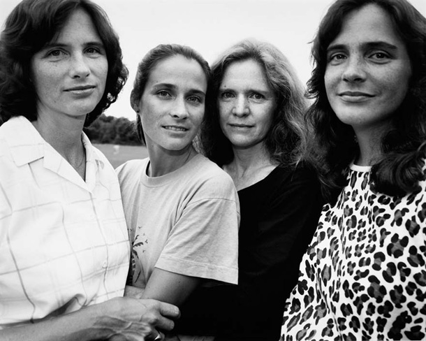 EBDLN-the-brown-sisters-take-photo-every-year-for-36-years-14