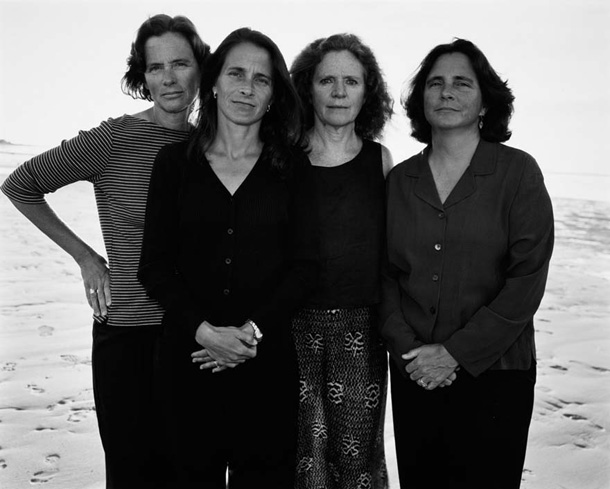 EBDLN-the-brown-sisters-take-photo-every-year-for-36-years-27