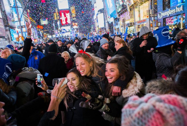 Celebración en Times Square, Nueva York, con la llegad del nuevo año. By CHRISTOPHER GREGORY (AFP)