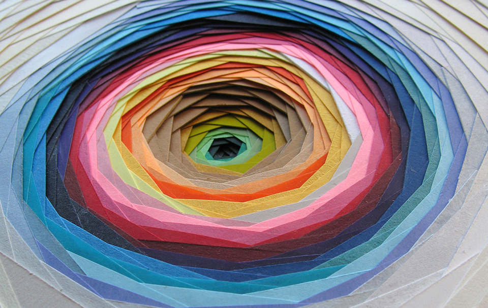 Maud Vantours i les textures tridimensionals de paper